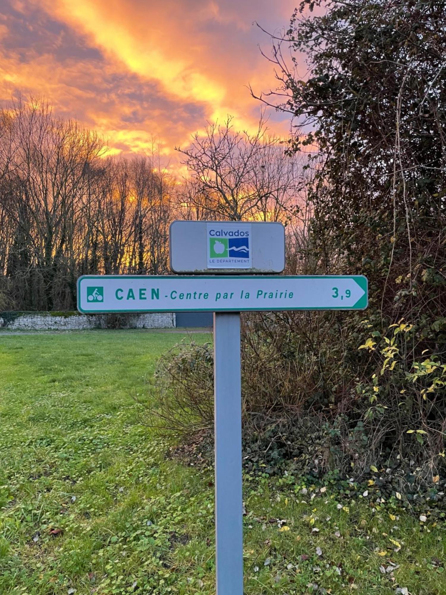 Le Noe Villa Caen Eksteriør bilde